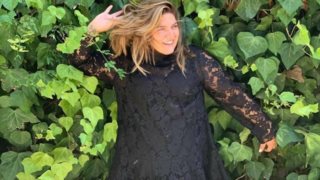 Δανάη Μπάρκα: Βρήκε το H&amp;M φόρεμα που κολακεύει κάθε σωματότυπο
