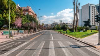 Αποφασίζουν για άνοιγμα σχολείων και... μετά χιονοδρομικά και εστίαση