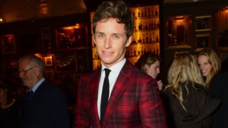 Eddie Redmayne: "Μετανιώνω που υποδύθηκα ένα τρανς άτομο"