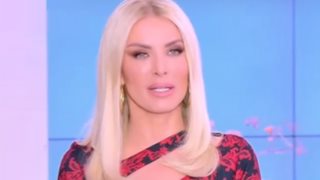 Κατερίνα Καινούργιου: "Λυπηθείτε με, δεν έχω κοιμηθεί..."