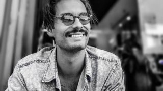 Γιώργος Καράβας: Ο νέος coach του GNTM έχει απίστευτους κοιλιακούς &amp; ένα σώμα που θα σε κάνει να ζηλέψεις!