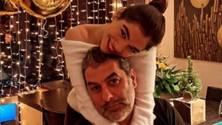 Η Μελίνα Νικολαΐδη στην παράσταση του Βασίλη Μπισμπίκη