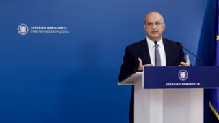 Ανασχηματισμός: Εκτός ο Χρυσοχοΐδης, μετακινούνται Κικίλιας - Χαρδαλιάς, είσοδος Αποστολάκη, Θεοδωρικάκου και Πλεύρη