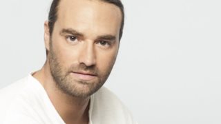 Κώστας Φραγκολιάς: «Δεν έχω προσωπική ζωή, ούτε σύντροφο. Κανείς δεν με περιμένει. Γυρίζω σε ένα άδειο σπίτι κατατρεγμένος»