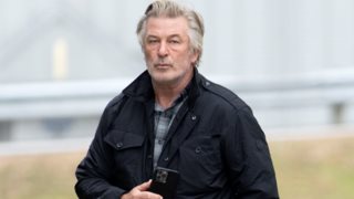 Hollywood Report | Ο Alec Baldwin πρώτη φορά δημόσια μετά την τραγωδία &amp; η σπάνια εμφάνιση του "Jon Snow"