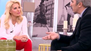 Ελένη Μενεγάκη: Η σπάνια συζήτηση on air για τις εκπομπές που παίζουν απέναντί της!