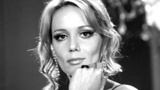 65 χρόνια πριν: Η Μπέττυ Αρβανίτη αγκαλιά με τον μοναχογιό της και σπουδαίο θεατρικό συγγραφέα, Αλέξη Σταμάτη