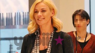 Ζέτα Μακρυπούλια: Με casual εμφάνιση για ψώνια