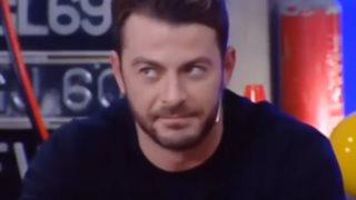 Γιώργος Αγγελόπουλος: Η αποκάλυψη για τη σεξουαλική του ζωή on camera: Video