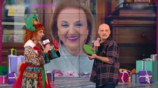 Η Ματίνα Παγώνη αιφνιδίασε τον Νίκο Μουτσινά στο "Καλό Μεσημεράκι"