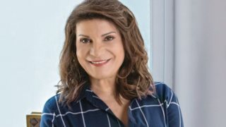 Εύκολα και απολαυστικά γλυκά στο ποτήρι από την Αργυρώ Μπαρμπαρίγου - Αποκλειστικά με το περιοδικό &quot;Τηλεθεατής&quot;