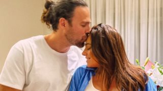 Η Ευρυδίκη Βαλαβάνη απαθανατίζει τον Γρηγόρη Μόργαν με τον νεογέννητο γιο τους