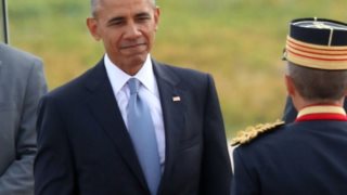 Barack Obama: Η άφιξη στην Αθήνα: Φωτογραφίες &amp; Video