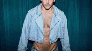 Ιάσονας Μανδηλάς - Dark και sexy στο νέο του video clip "Τρέλα"