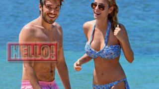 Δούκισσα Νομικού - Δημήτρης Θεοδωρίδης : Πάσχα στη Μύκονο: Οι φωτογραφίες με μαγιό