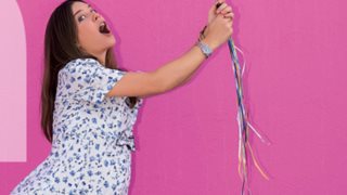 Κατερίνα Μουτσάτου: Φωτογραφίζεται με φουσκωμένη κοιλίτσα της στον 6o μήνα της εγκυμοσύνης της