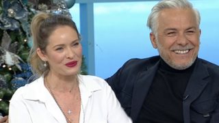 Χάρης Χριστόπουλος &amp; Αννίτα Μπραντ: Η κοινή συνέντευξη στους «ΚουΚου» και η συγκίνηση on air