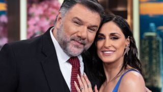 Η Χριστίνα Σάλτη για την "Παράλληλη αγάπη": "Τα τραγούδια δεν ανήκουν σε κανέναν μας αν δεν τα γράψουμε"