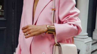 Πώς θα κάνεις τα pastel κοστούμια να δείχνουν πολύ πιο casual: Πως να το φορέσεις όλη μέρα;