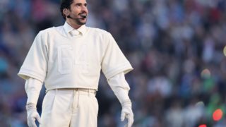 O Bad Bunny ξεσήκωσε το κοινό στο Super Bowl LX - Το πολιτικό μήνυμα, ο γάμος &amp; η οργή του Trump