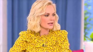 Ξέσπασε η Έλενα Χριστοπούλου: &quot;Είναι απαράδεκτο. Δεν γίνεται να εκθέτεις έτσι έναν άνθρωπο, αν είσαι δημοσιογράφος ή αν έχεις μια κάμερα&quot;