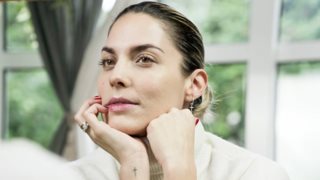 Μαντώ Γαστεράτου | Ξέσπασε σε κλάματα για τα τρία παιδιά από την Πάτρα &quot;Δεν αντέχω με τα εγκλήματα που έχει κάνει το τέρας&quot;