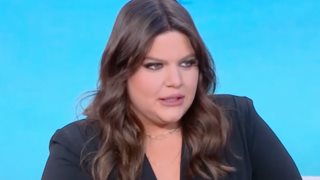 Δανάη Μπάρκα: "Σας φάνηκε άσεμνο; Προσβληθήκατε;"