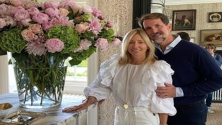 Στην Ακρόπολη με τα παιδιά τους ο πρίγκιπας Παύλος και η Μαρί Σαντάλ