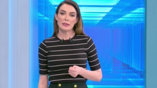 Στους Παξούς η Τατιάνα Στεφανίδου | Η φωτογραφία με το μαύρο μπικίνι