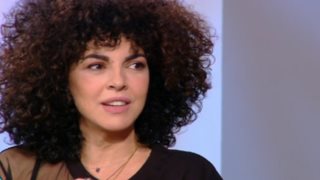 Μαρία Σολωμού: Πήγε στον Μουτσινά και «άδειασε» εν ψυχρώ τον ΑΝΤ1! Δείτε τι είπε