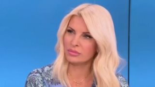 Ελένη Μενεγάκη για το περιστατικό με τη γάτα στην Αιδηψό: "Κάποια πράγματα έχουν αλλάξει, κάποιοι έχουν ίσως μείνει πίσω"