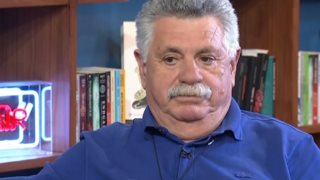 Λευτέρης Λαζάρου: &quot;Η απώλεια ήταν μεγάλη - Αισθάνεσαι ορφανός σε μεγαλύτερη ηλικία, τότε δεν μπόρεσα να το δεχτώ&quot;