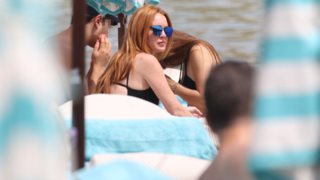 Lindsay Lohan: Ξανά στη Μύκονο: Όλες οι φωτογραφίες