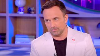 Γιώργος Λιανός: &quot;Σηκώνεται, πετάει κάτω το μπουκάλι, το σπάει, ρίχνει δυο καντήλια και λέει...&quot;