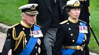 Πριγκίπισσα Άννα | Στο πλευρό του αδερφού της, βασιλιά Καρόλου στην επόμενη επίσημη εμφάνισή τους