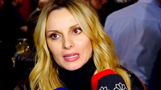 Πέγκυ Ζήνα: Θα πρωταγωνιστήσει στο θέατρο; Τι απαντά η ίδια;