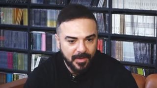 Τριαντάφυλλος: &quot;Τι είναι το Non binary; - Δε ξέρω τι έχει αλλάξει τον τελευταίο μήνα&quot;