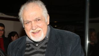 Κώστας Καζάκος | Δώρισε το σώμα του στην Ιατρική Αθηνών