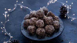 Η πιο εύκολη συνταγή για μελομακάρονα: Η εναλλακτική και υγιεινή συνταγή της διαιτολόγου για το πιο γιορτινό γλυκό