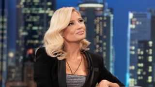 Ο Όμηρος Ευστρατιάδης &quot;καλύπτει&quot; τον Πέτρο Φιλιππίδη για τους βιασμούς και προκαλεί την οργή της Φαίης Σκορδά!