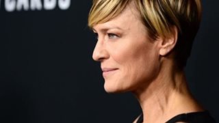 House of Cards
: Επιστρέφει με νέο cast στην τελευταία σεζόν!