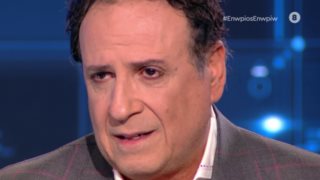 Χάρης Ρώμας

: Η στιγμή που «λύγισε» στον αέρα του «Ενώπιος Ενωπίω»