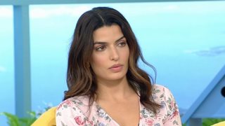 Τόνια Σωτηροπούλου: Η ενόχληση on air &amp; η αυστηρή απάντηση στα σχόλια που ακούει ακόμα για το Skyfall του James Bond!