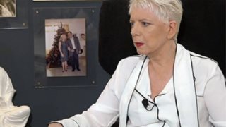 Έλενα Ακρίτα: «Δεν θα επιστρέψω στην τηλεόραση. Εγώ τις σαπουνόπερές μου τις αγαπώ και τις υπολήπτομαι»