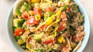 Συνταγή: Σαλάτα Ταμπουλέ με Κινόα: Πώς θα βάλεις το αγαπημένο superfood στη διατροφή σου;