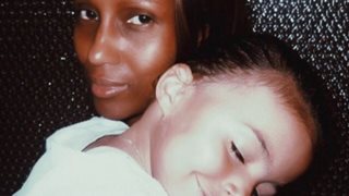 Iman - David Bowie: Η κόρη τους έγινε 17 ετών και έχει την εξωτική ομορφιά της μητέρας της!
