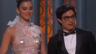 Gael Garcia Bernal : Ο συγκινητικός λόγος στα Βραβεία Όσκαρ: «Σαν Μεξικανός, σαν μετανάστης και σαν άνθρωπος...»