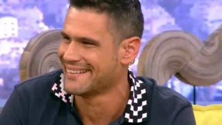 Δημήτρης Ουγγαρέζος: «Η Σίσσυ Χρηστίδου πολύ σωστά υποστήριξε αυτό που υπηρετεί και πρεσβεύει τόσα χρόνια, το να μην λέει άποψη»