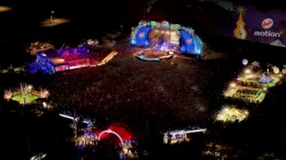 Αποστολή Στην Ημέρα Θετικής Ενέργειας: Ένα πάρτι με 70 χιλιάδες κοινού ποιον μπορεί να αφήσει ασυγκίνητο;