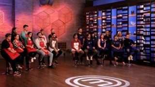 MasterChef: Απόλυτη ανατροπή! Ποια ομάδα επικράτησε στην ομαδική δοκιμασία;